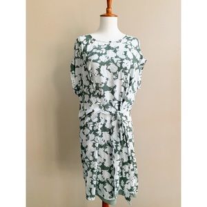 Dolman shift dress. included in 2 for $25 bundle